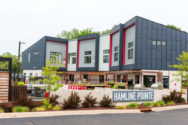 Hamline Pointe Apartments property